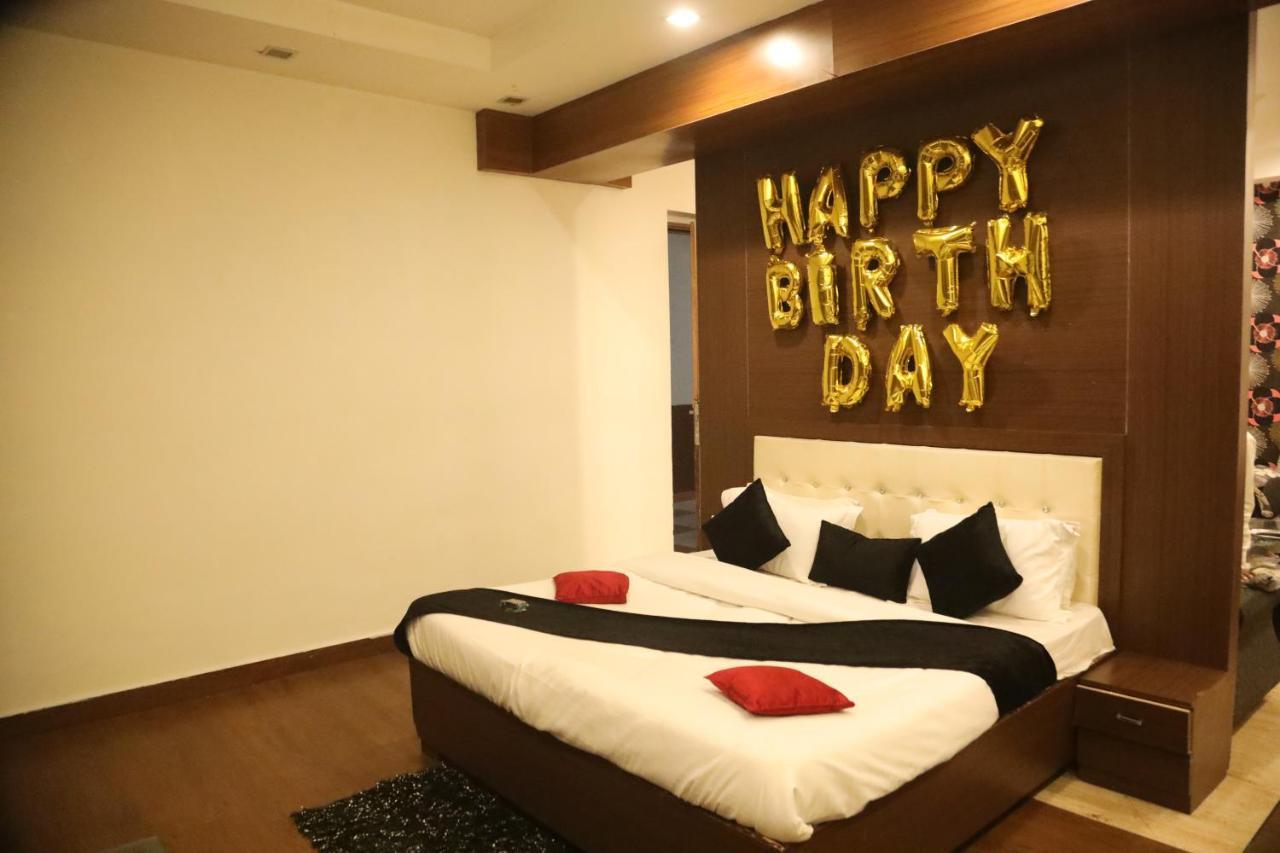Kartikay Hotel Hisar Exterior photo